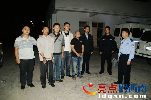 ĳѺ<a href=http://www.accentonredwood.com/news/zhenfeng/ target=_blank class=infotextkey>ؑSh</a>.JPG