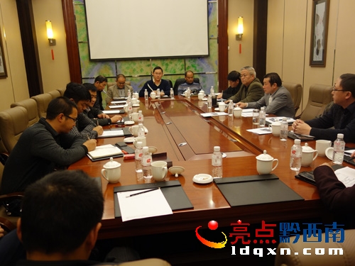 圖2：晴興高速公路召開座談會(huì)現(xiàn)場(chǎng).JPG