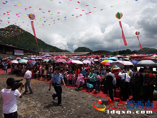 (圖為節(jié)日現(xiàn)場).jpg